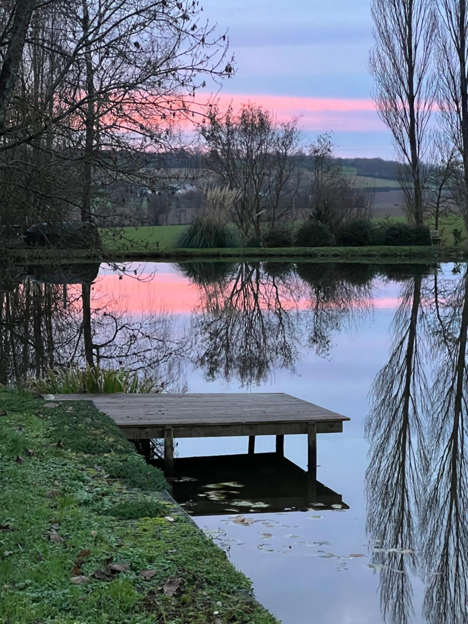Lake Noble Saint-Germain-l'Aiguiller Eksteriør bilde
